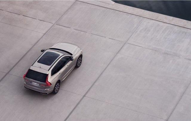 new 2025 Volvo XC60 car, priced at $54,150