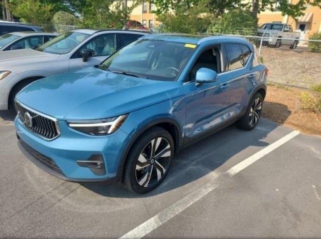 used 2023 Volvo XC40 car, priced at $43,855