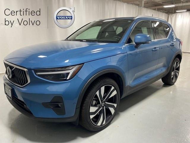 used 2023 Volvo XC40 car, priced at $40,977