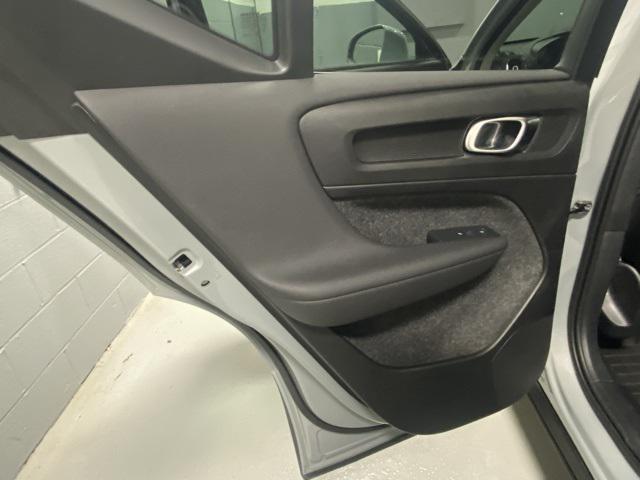 new 2025 Volvo XC40 car, priced at $48,315