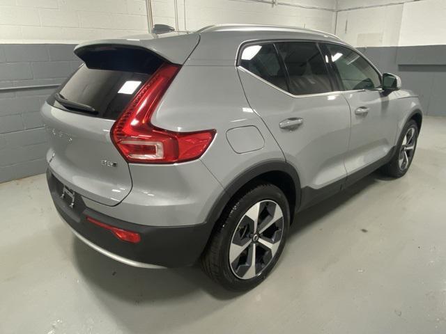 new 2025 Volvo XC40 car, priced at $48,315