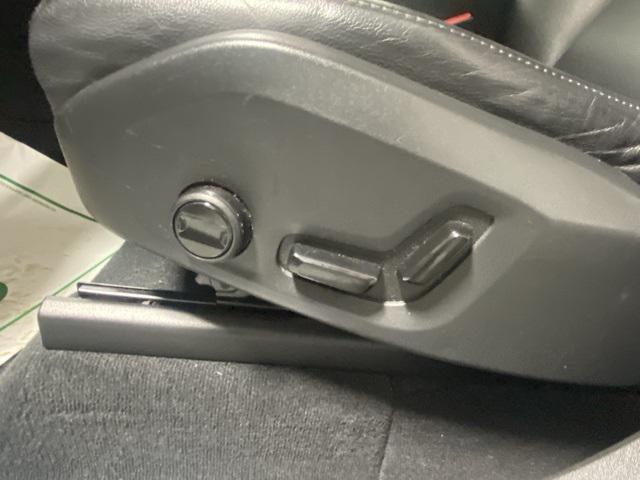 used 2020 Volvo XC90 car, priced at $25,888