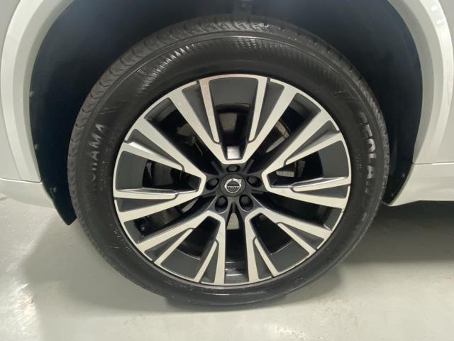 used 2020 Volvo XC90 car, priced at $25,888
