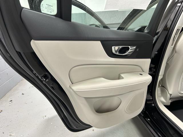 used 2022 Volvo S60 Recharge Plug-In Hybrid car, priced at $35,975