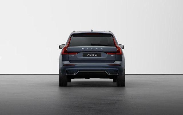 new 2025 Volvo XC60 car
