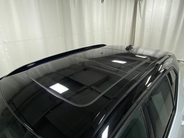 used 2021 Volvo XC40 car, priced at $25,777