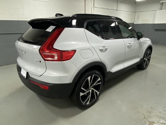 used 2021 Volvo XC40 car, priced at $25,777