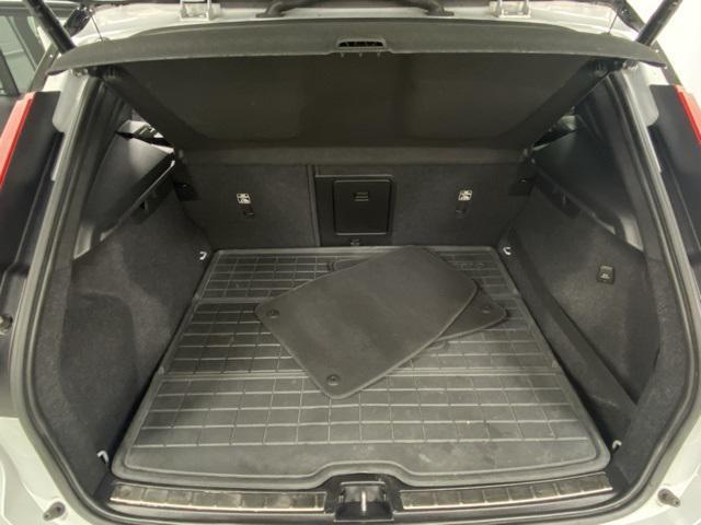 used 2021 Volvo XC40 car, priced at $25,777