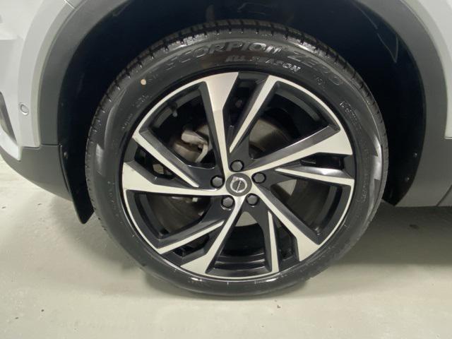 used 2021 Volvo XC40 car, priced at $25,777