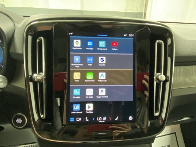 used 2025 Volvo XC40 car, priced at $33,888