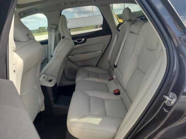 used 2025 Volvo XC60 Plug-In Hybrid car, priced at $62,888