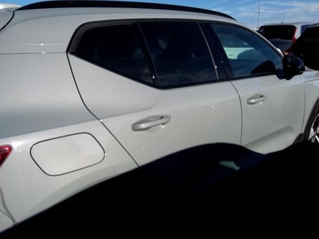 used 2024 Volvo XC40 car, priced at $35,987