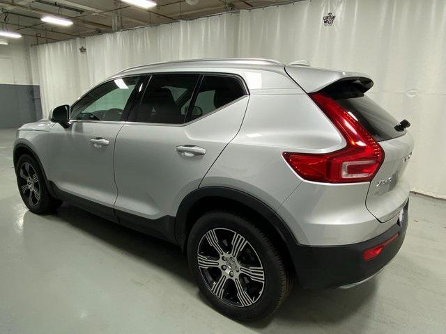 used 2019 Volvo XC40 car, priced at $21,977