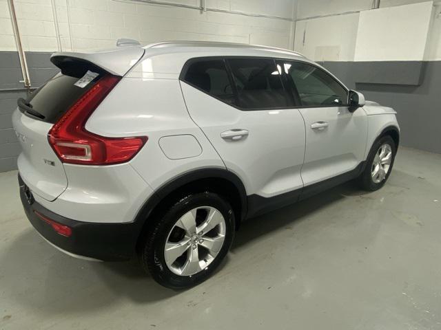 used 2020 Volvo XC40 car, priced at $25,970