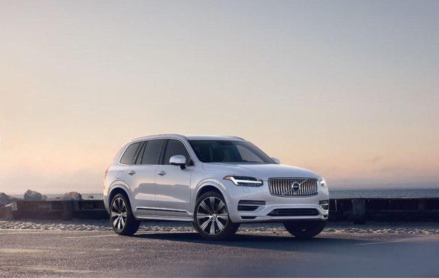 new 2025 Volvo XC90 Plug-In Hybrid car, priced at $77,175