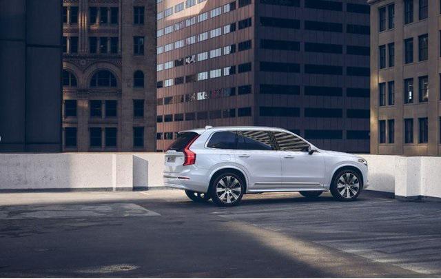 new 2025 Volvo XC90 Plug-In Hybrid car, priced at $77,175