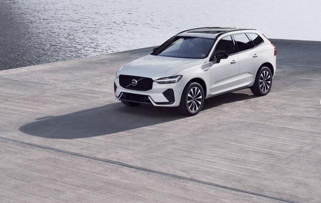 new 2025 Volvo XC60 car, priced at $54,925