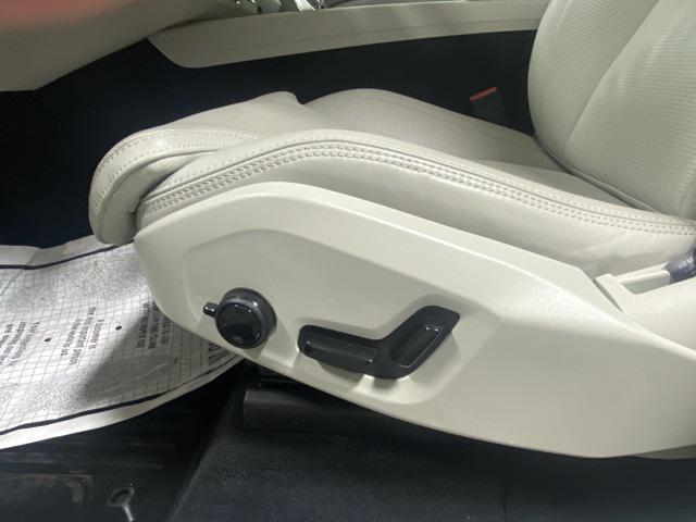 used 2022 Volvo XC60 car, priced at $36,888