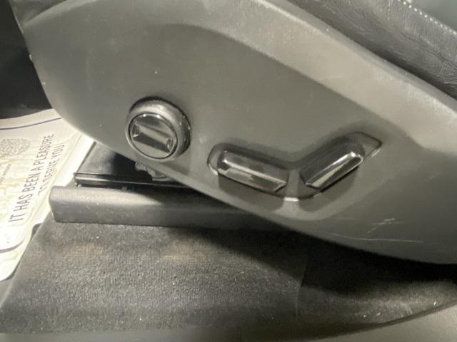 used 2021 Volvo XC90 car, priced at $24,888