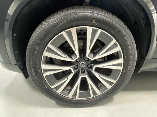 used 2021 Volvo XC90 car, priced at $24,888