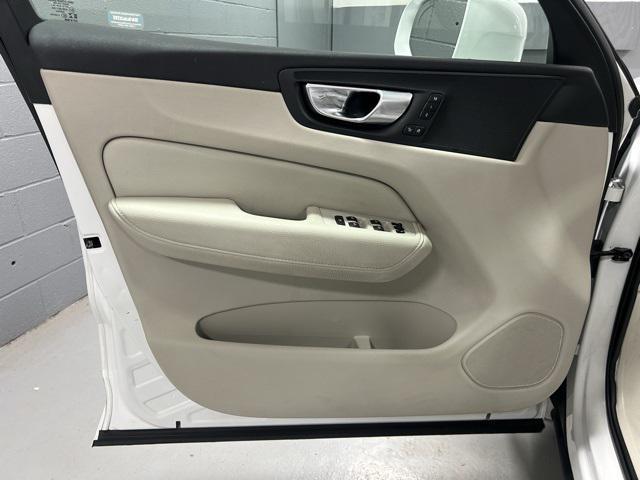 used 2022 Volvo XC60 car, priced at $35,773