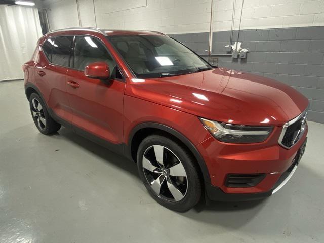 used 2019 Volvo XC40 car, priced at $22,888