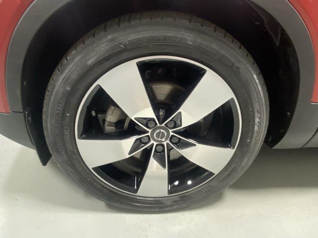 used 2019 Volvo XC40 car, priced at $22,888