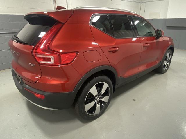 used 2019 Volvo XC40 car, priced at $22,888