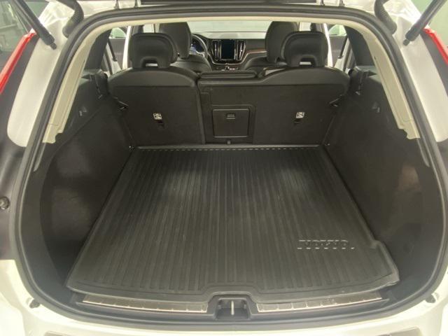 used 2022 Volvo XC60 car, priced at $31,888