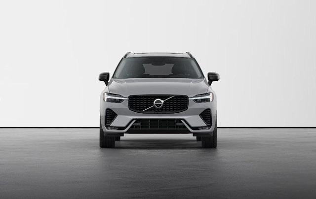 new 2025 Volvo XC60 car, priced at $54,925