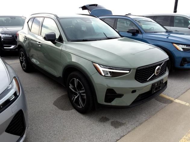 used 2024 Volvo XC40 car, priced at $34,555