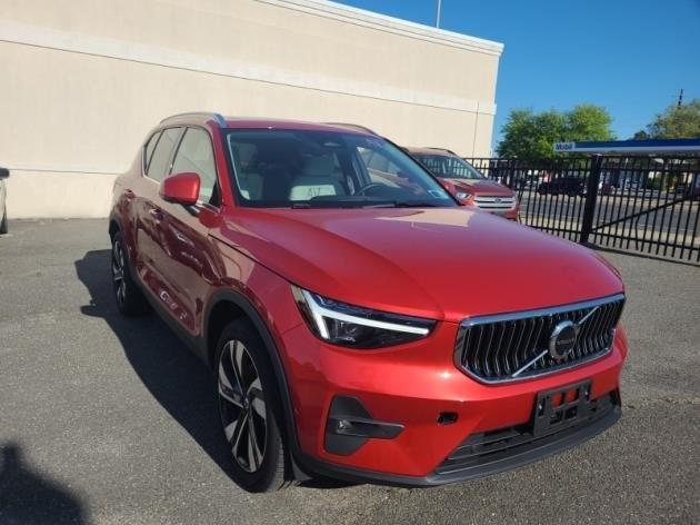 used 2024 Volvo XC40 car, priced at $43,555