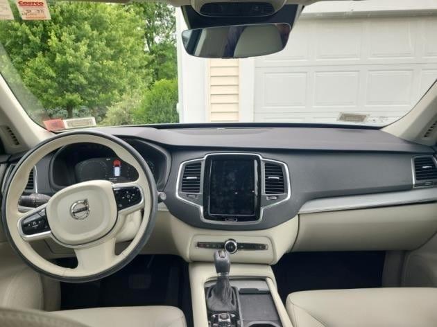 used 2021 Volvo XC90 car, priced at $38,777