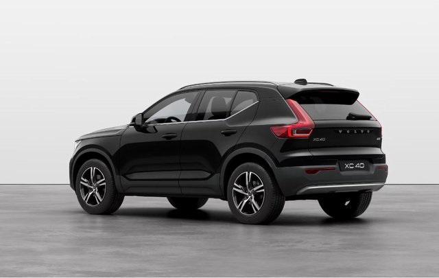 new 2025 Volvo XC40 car, priced at $46,015