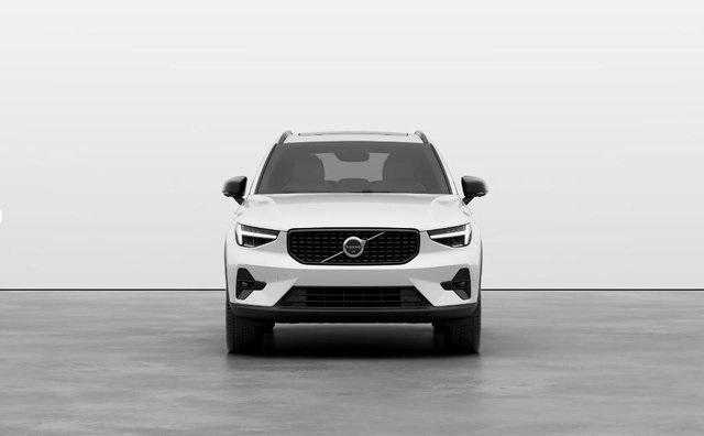 new 2025 Volvo XC40 car, priced at $49,790