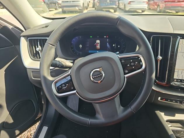 used 2025 Volvo XC60 car