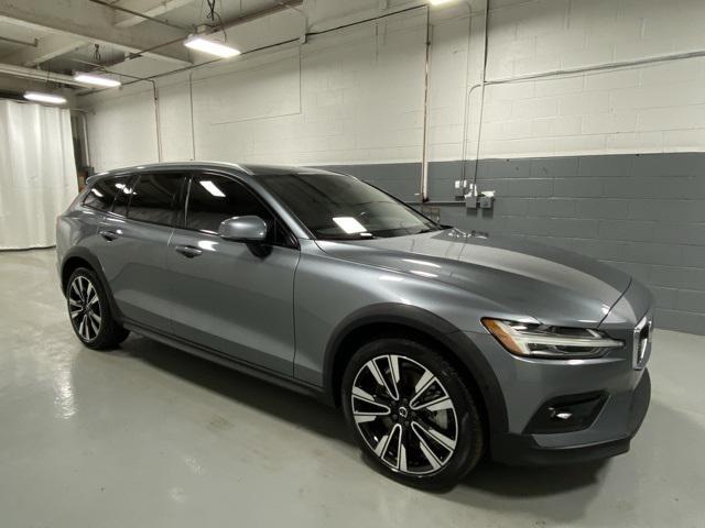 used 2021 Volvo V60 Cross Country car, priced at $35,333