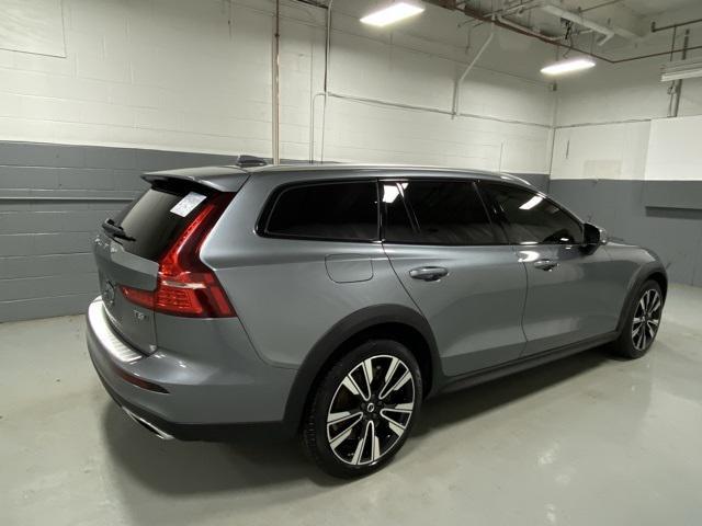 used 2021 Volvo V60 Cross Country car, priced at $35,333