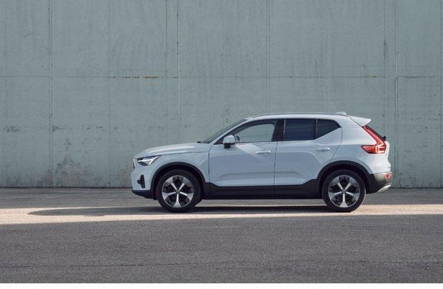 new 2025 Volvo XC40 car, priced at $48,315