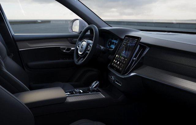 new 2025 Volvo XC90 car