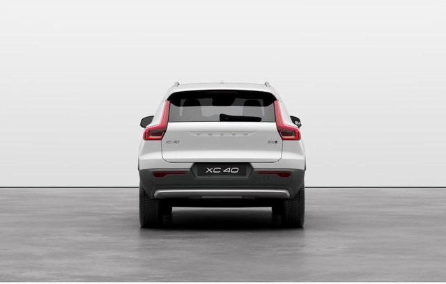 new 2025 Volvo XC40 car, priced at $48,335