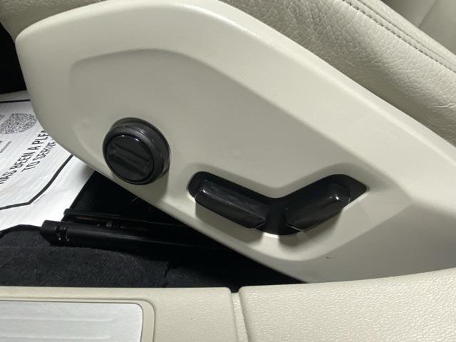 used 2022 Volvo S60 car, priced at $27,900