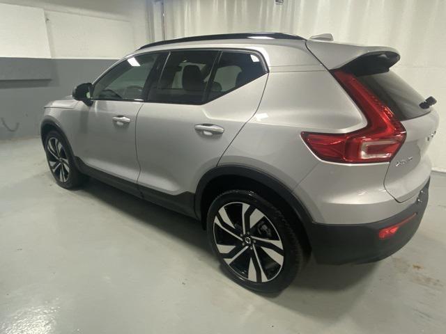 used 2025 Volvo XC40 car, priced at $37,555