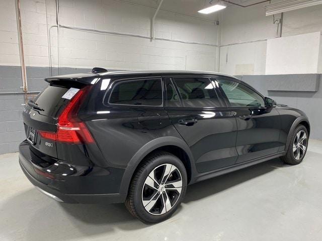 used 2023 Volvo V60 Cross Country car, priced at $43,888