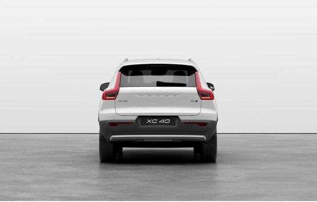 new 2025 Volvo XC40 car, priced at $51,550