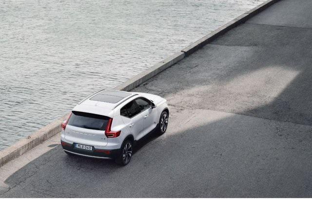 new 2025 Volvo XC40 car, priced at $51,550