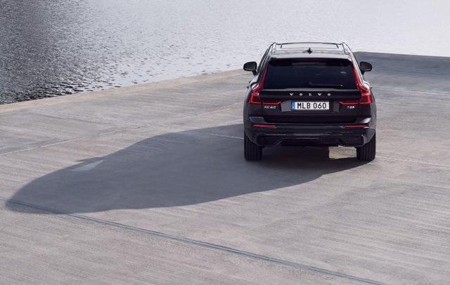 new 2025 Volvo XC60 Plug-In Hybrid car, priced at $66,260