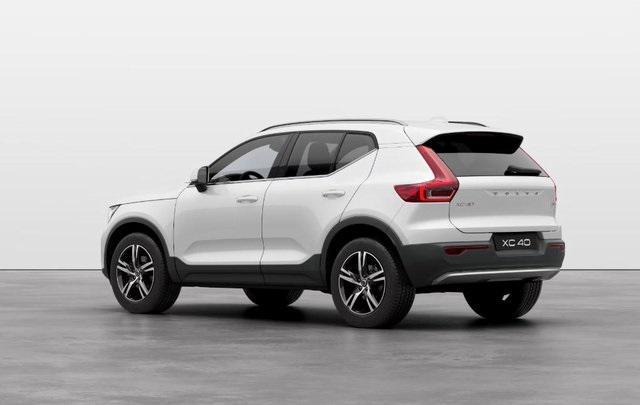 new 2025 Volvo XC40 car, priced at $45,000