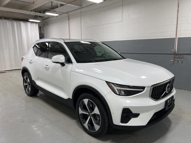 used 2024 Volvo XC40 car, priced at $34,888