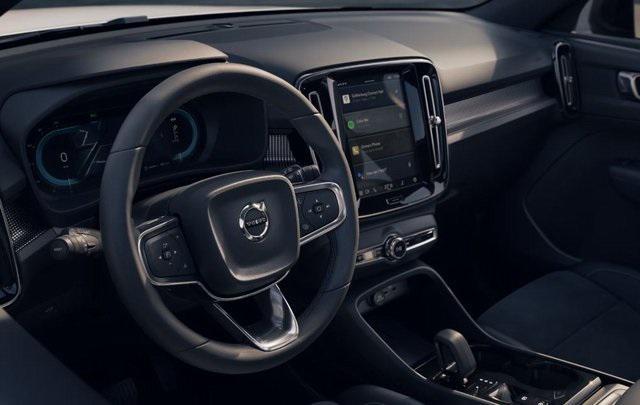 new 2025 Volvo XC40 car, priced at $48,335